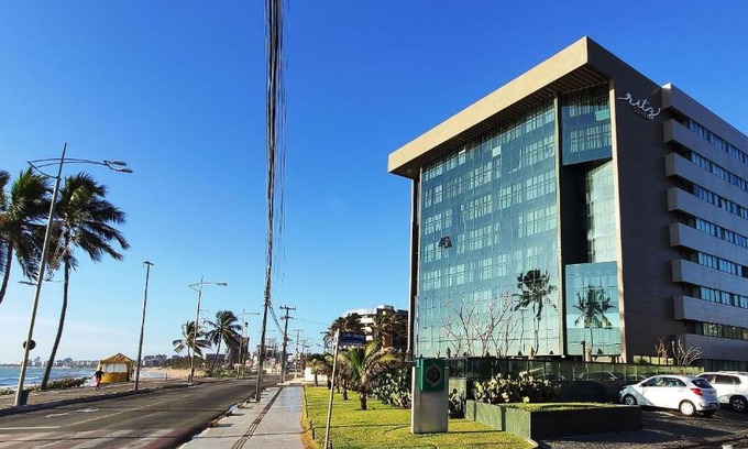 Cruz das Almas Apartment | Apê na orla com vista pro mar e limpeza diária