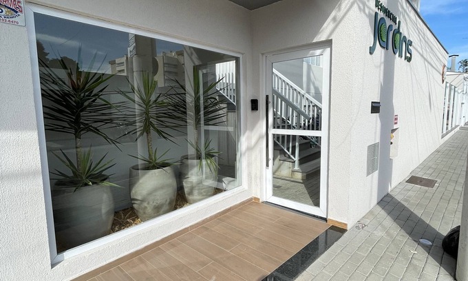 Centro Apartment | Apê no Centro de Ubatuba com piscina e churras