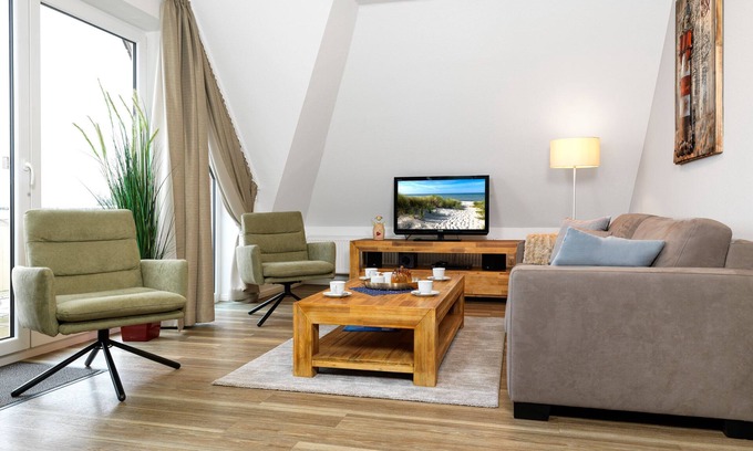 Insel Poel Apartment | Apt. Koralle - Dream apartment with harbor views!
