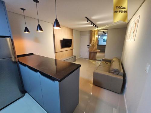 Praia da Armacao do Itapocoroi Apartment | Ap novo com vista para o Parque Beto Carrero! 6 min a pé