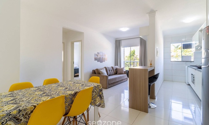 Ingleses Centro Apartment | Ap W/bbq 2 Bedrooms 750m From the Beach - Rob203