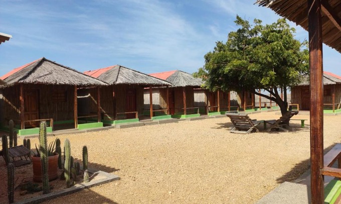 Cabo de la Vela Hotel | Apalanchii Hospedaje y Restaurante