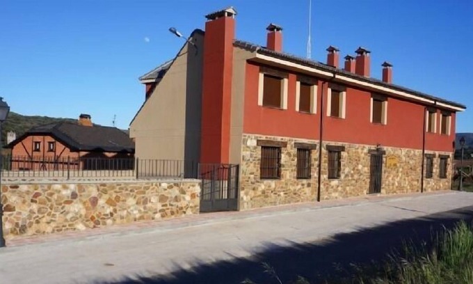 Noviales Cottage | Apar. THE ERAS SIRRA DE AYLLON F (4 PEOPLE)