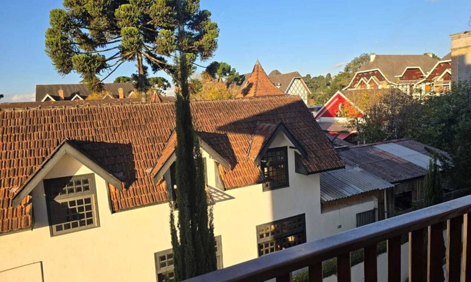 Capivari Apartment | Apartamento 5 no Melhor Lugar de Campos do Jordão Distante 300 m do Baden Baden