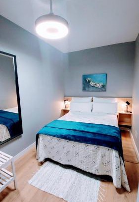 San Vicente de la Sonsierra Apartment | Apartamento con vistas a la montaña Oasis