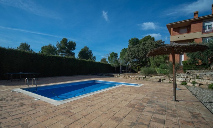 Santa Margarida de Montbui Apartment | Apartment 3 km from Igualada