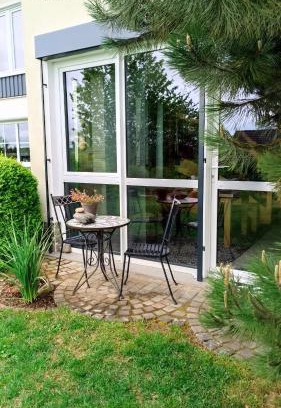 Mellrichstadt House | Apart of "MET"