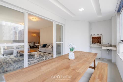 Andorinha Apartment | Apart with barbecue 550m from the Beach RAA0301