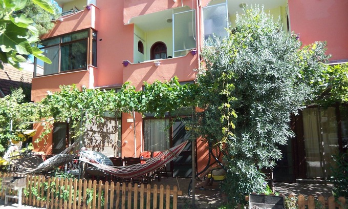 Urkmez Apartment | Apart2: izmir seferihisar ürkmez - Apartment with garden close2Sea FullEquipment