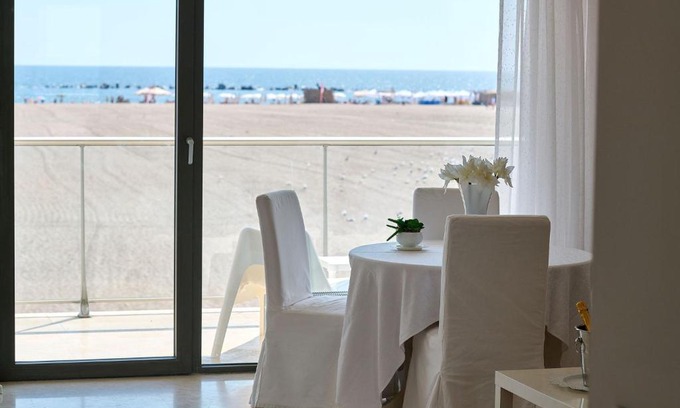 Constanta Apartment | Apartament Caelia Mamaia DANA