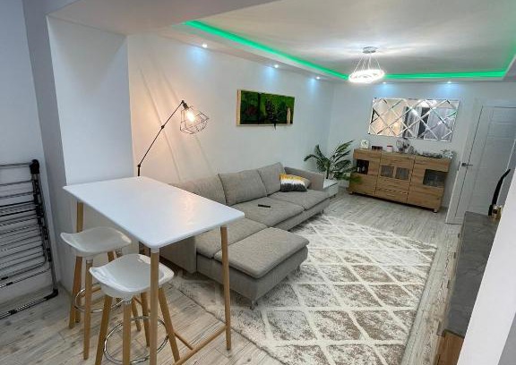 Cornu Apartment | Apartament de LUX - Ultracentral Campina