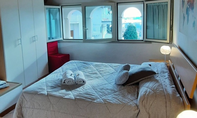 Desenzano del Garda Apartment | APARTAMENT ESMERA NEAR THE TOWN OF DESENZANO