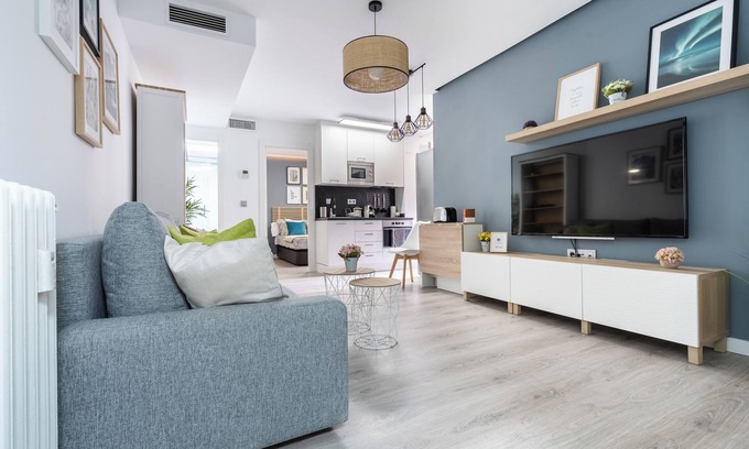 Albacete Apartment | Apartament Mani in Albacete with terrace next to El Corte Inglés