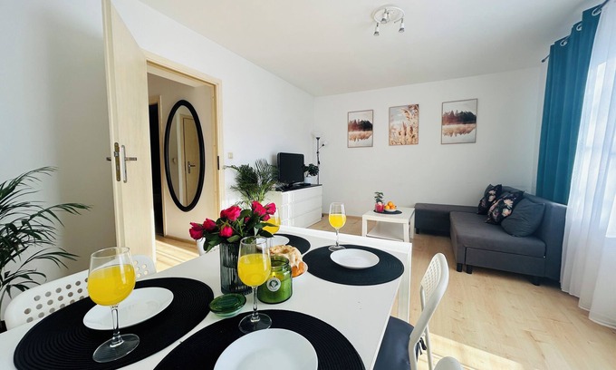 Opole Apartment | Apartament Słoneczny 3 (VAT invoice) with garage