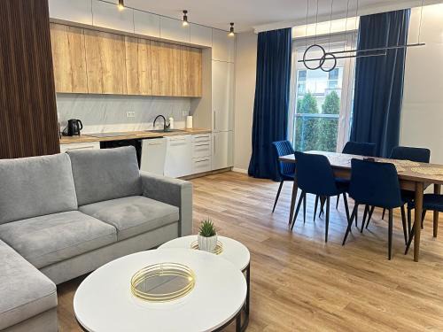 Kielce Apartment | Apartament Sosnowy przy Basenach Tropikalnych, prywatny parking
