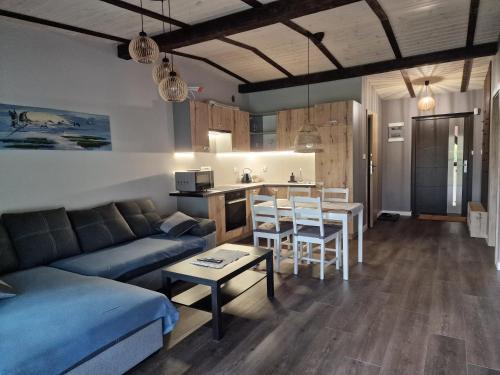 Skarszewy Apartment | Apartament Sosny 2,3 nad jeziorem OTW Borówno Wielkie