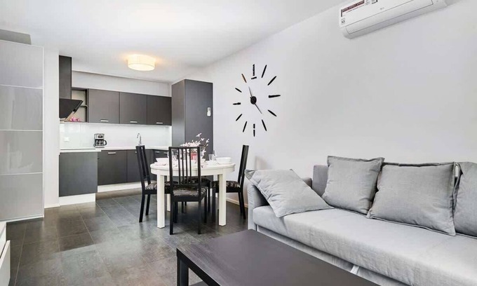 Krzyki Apartment | Apartament z klimatyzacja