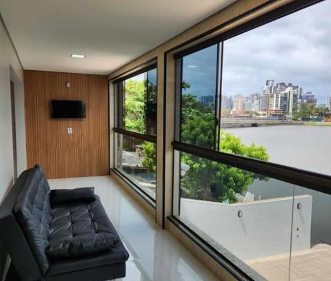 Passo de Torres Apartment | Apartamento - 4 pé na areia proximo a lagoa e rio