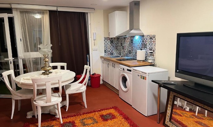 Matadepera Apartment | Apartamento abierto con patio