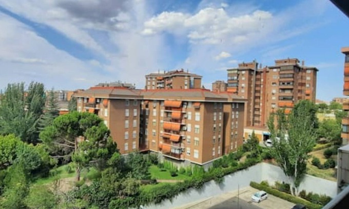 San Blas-Canillejas Apartment | Apartamento Amplio, Luminoso y Bien Comunicado