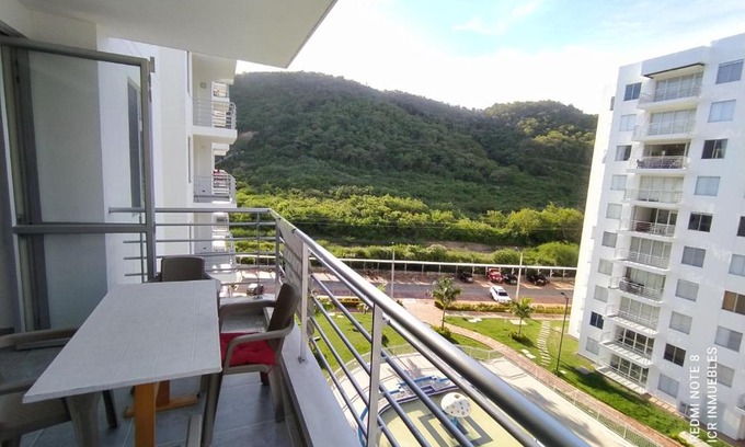 Girardot Apartment | Apartamento Aqualina Orange Séptimo Piso Vista a Piscina