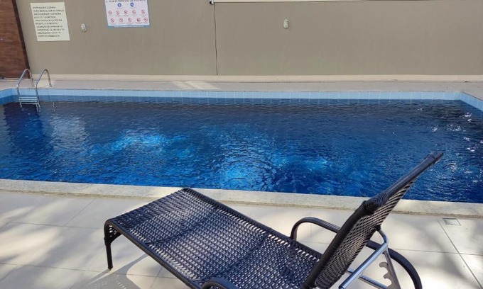 Ingleses Centro Apartment | Apartamento bem localizado com Ar Condicionado e Piscina