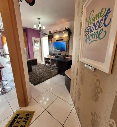 Olarias Apartment | Apartamento central aconchegante temática Friends Ponta Grossa PR