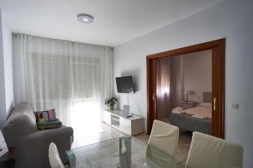 Parque Alcosa Apartment | Apartamento con piscina solo en temporada