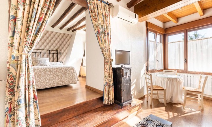 Adahuesca Apartment | Apartamento Deluxe con Jacuzzi