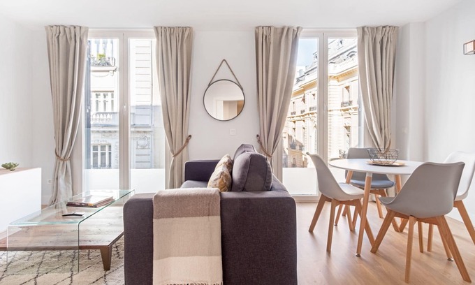 Trafalgar Apartment | Apartamento en Chamberi (Alonso Martinez I)