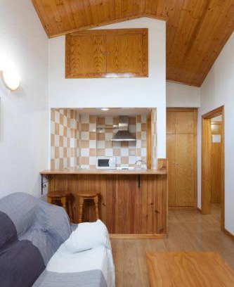 Puebla de Lillo Apartment | Apartamento en el puerto de San Isidro