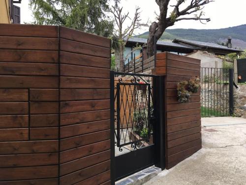 Planoles Apartment | Apartamento en Planoles con jardin