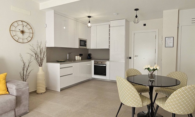 Las Arenas Apartment | Apartamento Internacional