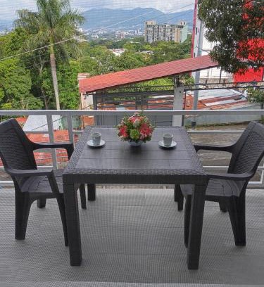 San Salvador Apartment | Apartamento Familiar 2 con 3 habitaciones 4 camas y litera