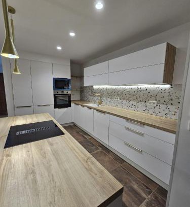 Figueres Apartment | Apartamento Figueres Plaza Cataluña
