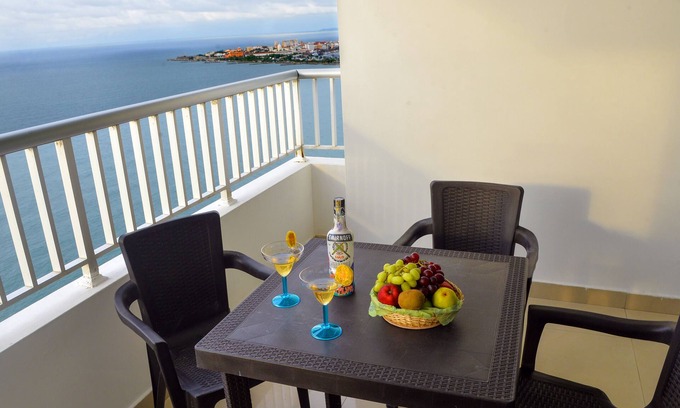 Bocagrande Apartment | Apartamento Frente al Mar - Bocagrande