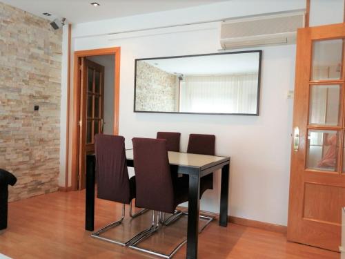 Barrio de San Lorenzo Apartment | APARTAMENTO HUESCA