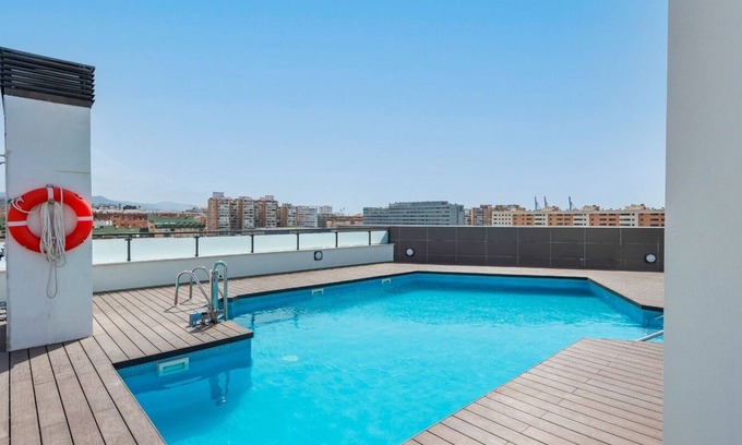 Cruz de Humilladero Apartment | Apartamento La Estación Málaga by Ruralidays