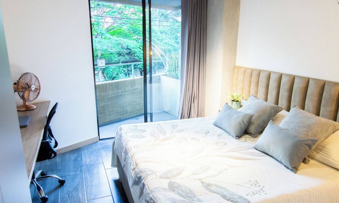 Laureles - Estadio Hotel | Apartamento Medellín con Vista al Exterior
