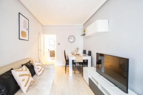 Barrio de Santo Domingo y San Martin Apartment | Apartamento moderno y céntrico en Huesca ciudad