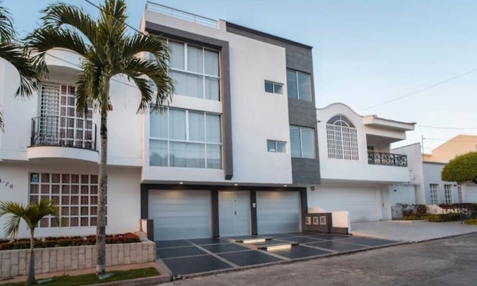 Guadalajara de Buga Apartment | Apartamento Nuevo con Parking Privado