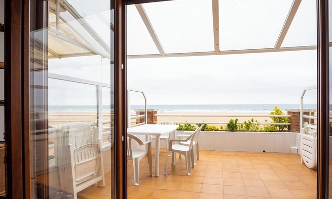 Santona Apartment | Apartamento playa de Berria