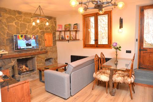 La Pobla de Lillet Apartment | Apartamento Rústico-moderno 4 plazas Accesible-Adaptado Pobla de Lillet