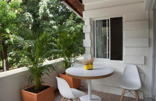 Envigado Apartment | Apartamento remodelado en el mejor lugar del centro de Medellín. Home Aris 402