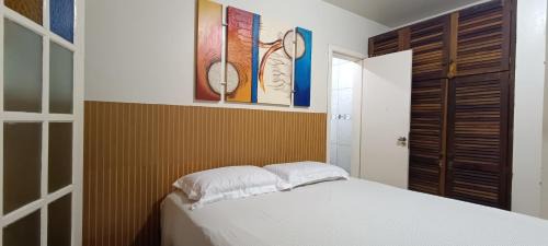 Centro Apartment | Apartamento térreo com ar condicionado e 2 suítes bem localizado