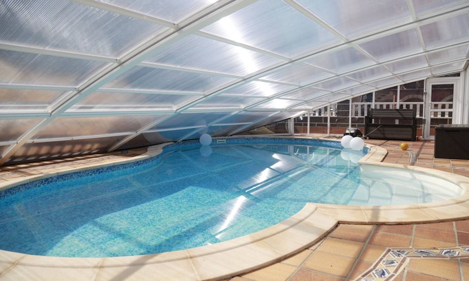 Miengo Apartment | Apartamento Totalmente Nuevo con Piscina Cubierta y Cerca de Varias Playas