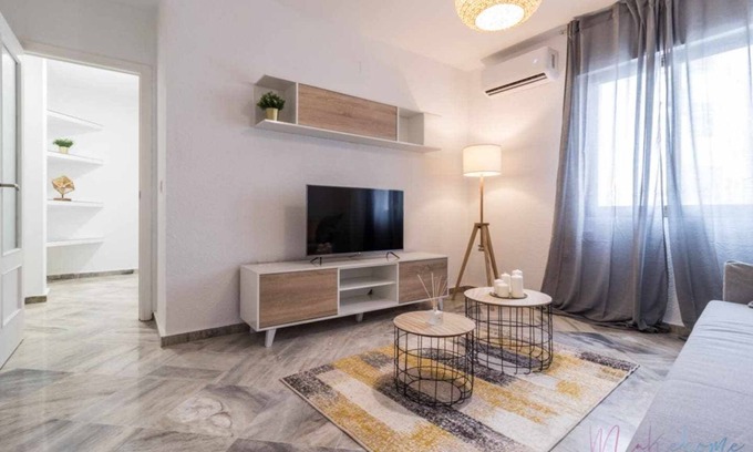 Huelva Apartment | Apartamento Tranquilo , en Pleno Centro con Garaje