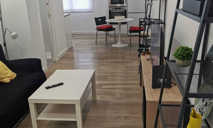 Barakaldo Apartment | Apartamento Zubia en Barakaldo, Bilbao, Junto al BEC y al Metro a Bilbao