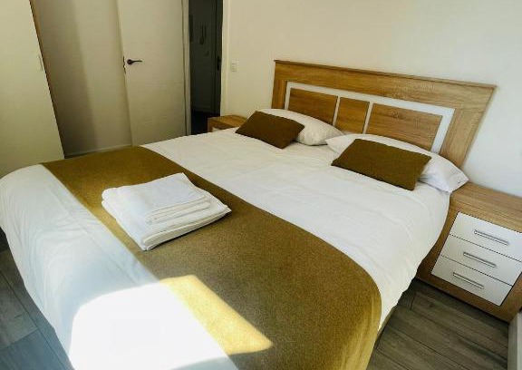 Duruelo de la Sierra Apartment | Apartamentos Rurales La Plaza 1