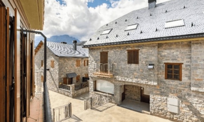 Panticosa Apartment | Apartamentos Búbal. Confort y Relax. Tu Mascota es Bienvenida